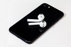 แจ่มได้อีก! iPhone 7 ลดสูงสุด 50% พร้อมรับสิทธิ์พิเศษ และของแถมฟรี (ถึง 31 มกราคมนี้)