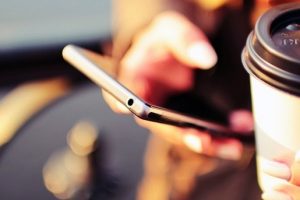 เกินไปนะ! AIS นำชื่อผู้เสียชีวิตไปซื้อเครื่องพร้อมเบอร์ให้คนอื่น แต่ใบแจ้งหนี้ส่งมาที่บ้านผู้เสียชีวิตทุกเดือน