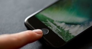 นักวิเคราะห์ชี้! Apple อาจตัดปุ่มโฮมออกจาก iPhone 8