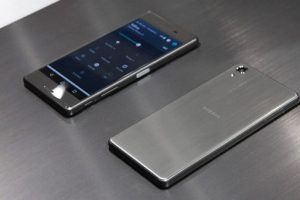 หลุดภาพ! Sony Xperia X (2017) จอไร้ขอบสุดบาง ดีไซน์ทรงเหลี่ยม