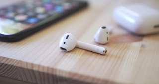 Apple ปล่อยอัพเดท iOS 10.3 Beta เพิ่มฟีเจอร์ Find My Air Pods ตามหาหูฟังไร้สาย!