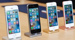 ลือสนั่น!! iPhone SE รุ่นอัพความจุ 128GB อาจเปิดตัวภายในเดือนนี้!