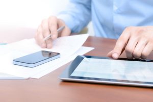 งานเข้า! ลูกค้าถูกพนักงาน TrueMove H หลอกให้รูดบัตรจ่ายบิลคนอื่นแบบงงๆ