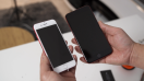 สวยดุ! แชร์ภาพ iPhone 7 เฉดสีแดง (Product)RED ที่ด้านหน้าเป็นสีดำสุดหรู