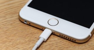 สื่อนอกเผย! Apple ซุ่มพัฒนาชิปจัดการพลังงานใหม่ แก้ปัญหาแบตเตอรี่หมดเร็ว