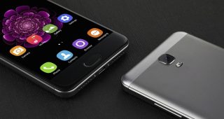 Oukitel K6000 Plus แบตเตอรี่พันธุ์อึด 6080mAh รันบน Android 7.0 เคาะราคาไม่ถึงหมื่น!
