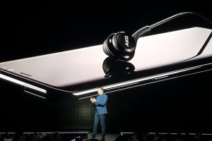 Samsung แถมฟรี! หูฟัง AKG ชื่อดังระดับโลก สำหรับลูกค้า Galaxy S8 และ Galaxy S8+