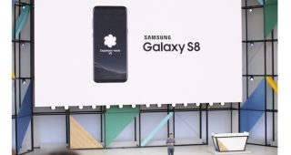 Samsung Galaxy S8 กับ Galaxy S8+ และ LG V30 พร้อมรองรับ Daydream VR ช่วงซัมเมอร์นี้!