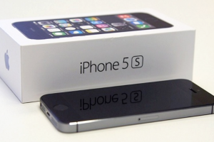 Studio 7 จัดโปรสุดช็อค! iPhone 5s รุ่นความจุ 16GB ลดราคาเหลือเพียง 900 บาทเท่านั้น