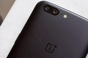 OnePlus เร่งแก้ปัญหา OnePlus 5 หลังผู้ใช้งานพบปัญหาเครื่องรีบู๊ตเองเมื่อโทรออกเบอร์ฉุกเฉิน