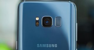 KGI เผย! Samsung Galaxy S9 ยังคงใช้สแกนลายนิ้วมือด้านหลังเครื่อง ขณะที่ Galaxy Note9 จะฝังใต้หน้าจอ