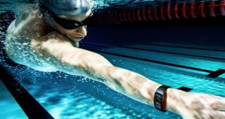 Samsung เปิดตัว Gear Sport และ Gear Fit 2 Pro สามารถกันน้ำลึกได้ 50 เมตร