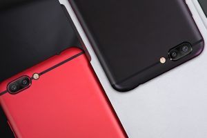 เปิดตัว Ulefone T1 กล้องหลังแบบคู่ รองรับชาร์จเร็ว มีสแกนลายนิ้วมือ ราคาประหยัด