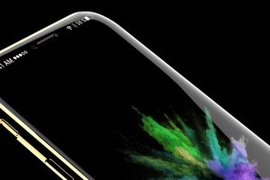 หลุดแผงจอด้านหน้า Samsung Galaxy Note8 เทียบชัดๆ กับ iPhone 8