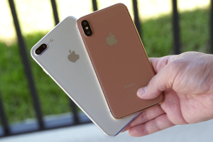 ชมรีวิว iPhone 8 และ iPhone 7s Plus เครื่องดัมมี่รุ่นพี่ใหญ่ สวยระดับพรีเมียม!