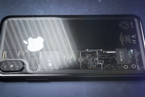 โชว์คอนเซ็ปต์ iPhone 8 แบบล้ำๆ ฝาหลังโปร่งแสง มองเห็นแผงชิ้นส่วนในตัวเครื่อง