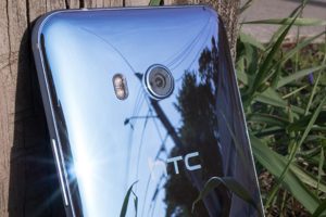 เหมือนไม่ไหว! HTC ผลประกอบการต่ำสุดในรอบ 13 ปี ลืออาจส่งต่อให้ Google ดูแลธุรกิจด้านสมาร์ทโฟนแทน