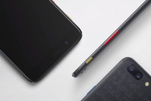 เปิดตัว OnePlus 5 เวอร์ชันพิเศษ JCC+ Limited Edition ออกแบบโดยดีไซเนอร์ระดับโลก