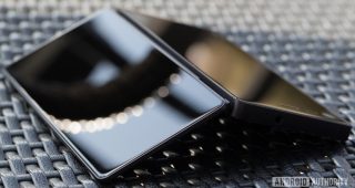 ข่าวดี! ZTE Axon M (Z999) สมาร์ทโฟนพับได้ ผ่านการรับรอง Wi-Fi ในระดับสากลแล้ว