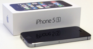 ส่องโปรสุดคุ้ม! สมาร์ทโฟนรุ่นฮอตลดเป็นหมื่น พิเศษ! iPhone 5s ราคาเพียง 3,900 บาทเท่านั้น*