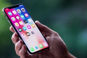 นักวิเคราะห์เผย! ระบบกล้องของ Android ต้องใช้เวลาถึง 2 ปี หากจะเทียบเท่ากล้อง TrueDepth ของ iPhone X