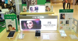 ฮอตสุดๆ!! OPPO F5 สร้างประวัติการณ์เปิดขายวันแรก ด้วยยอดจำหน่ายเฉลี่ย 1 เครื่องต่อ 10 วินาที