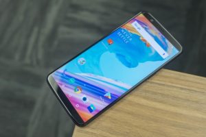 OnePlus 5T มียอดจำหน่ายสูงสุด! ทำลายสถิติเก่าของบริษัทภายใน 6 ชั่วโมง