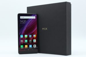 รีวิว Xiaomi Mi MIX 2 บอดี้เซรามิคสวยหรู! ขุมพลัง Snapdragon 835 แรม 6GB หน้าจอ Full Screen ราคาโดนใจ