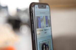 กระแสแรง! iPhone X ขายหมดเกลี้ยงภายใน 3 นาที หลังเปิดตัวในเกาหลีได้ไม่นาน