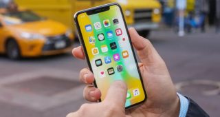 สื่อนอกเผย! Foxconn ใช้แรงงานเด็กเกินที่กฏหมายกำหนด สำหรับการผลิต iPhone X ให้กับ Apple
