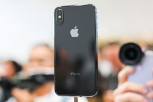 iPhone X มีต้นทุนชิ้นส่วนอยู่ราว $357.50 ได้กำไรสูงกว่า iPhone 8