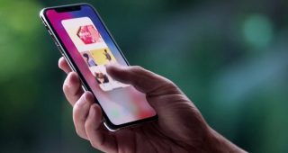 ผู้ใช้ iPhone X พบปัญหาเส้นสีเขียวเกิดขึ้นที่จอแสดงผล และปัญหาอื่นๆ อีกเพียบ!