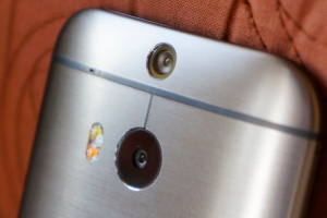 HTC ยืนยัน! เตรียมนำสมาร์ทโฟนกล้องเลนส์คู่ บุกตลาดอีกครั้งในปี 2018