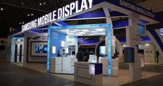 Samsung เผยสิทธิบัตรใหม่! จอแสดงผลความยืดหยุ่นสูงจนโค้งไปถึงด้านหลังตัวเครื่อง