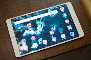 Huawei MediaPad M5 แท็บเล็ตระดับไฮเอนด์ แบตพันธุ์อึด 4980 mAh ผ่านการรับรองจาก FCC แล้ว!