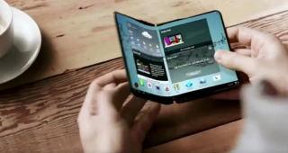ซุ่มเงียบ! Samsung โชว์เครื่องต้นแบบสมาร์ทโฟนจอพับได้ขนาด 7.3 นิ้ว ในงาน CES 2018