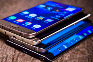 ชัดเจน! แบรนด์ Samsung เป็นเต็งหนึ่งที่ถูกก๊อปปี้มากที่สุด โดยเฉพาะรุ่น Galaxy S7 edge