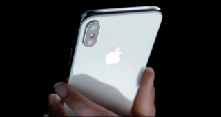 Apple เก้าอี้สะเทือน! หลังจากที่ iPhone X ไม่แรงอย่างที่คิด? ด้านแบรนด์จีนรุกหนักติด Top 5 ถึง 3 แบรนด์