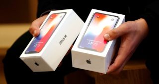 Apple ประกาศลดการผลิต iPhone X ลงถึง 50% ช่วงไตรมาสแรกปี 2018 หลังยอดขายในตลาดซบเซา
