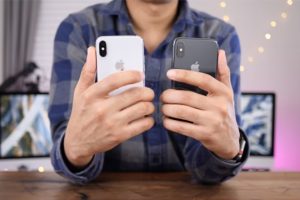 นักวิเคราะห์ประเมินยอดขายปี 2018 : Apple อาจทำได้ดีกว่า Samsung คาดเปิดตัว iPhone รุ่นใหม่พร้อมกัน 3 รุ่น