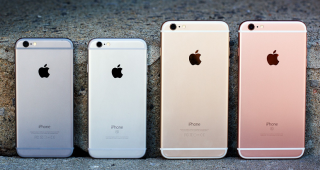 Apple อาจมียอดขาย iPhone ลดลงหลังเริ่มแคมเปญเปลี่ยนแบตฯ แต่จะสร้างรายได้ถึง 51,900 ล้านบาท จากผู้ใช้ 10% ที่นำเครื่องมาเปลี่ยนแบตฯ