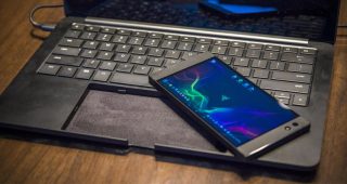 Razer โชว์ผลงาน Project Linda อุปกรณ์รวมร่าง Razer Phone เอาใจสายเกมเต็มพิกัด!