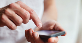 เปิดสถิติค่ายมือถือถูกร้องเรียนมากที่สุดในปี 2560 พบปัญหา SMS กินเงินพุ่ง 3 เท่า!!