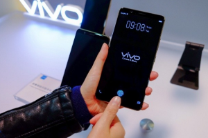 vivo X20 Plus UD สมาร์ทโฟนฝังสแกนนิ้วใต้จอรุ่นแรก สเปคครบครัน ผ่านการรับรองจาก TENAA แล้ว!!
