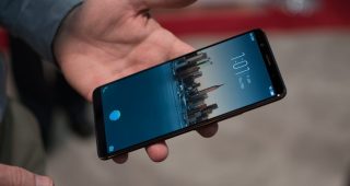 vivo X20 Plus UD ที่มาพร้อมสแกนนิ้วใต้หน้าจอ อาจทำงานไม่สมบูรณ์หากติดฟิล์มกันรอยหนาเกินไป!