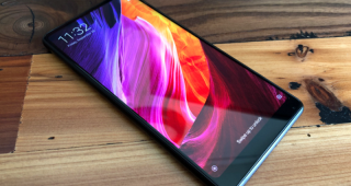 หลุดโฉม Xiaomi Mi Mix 2S จอไร้ขอบเกือบ 100% ขุมพลัง Snapdragon 845 จับคู่แรม 8GB