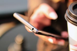 TrueMove H จัดโปรพิเศษ! เติมแพ็กเน็ตออนไลน์ 1GB กับพนักงาน 7-Eleven ได้เน็ตเพิ่ม 5 เท่า