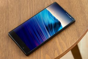 หลุดตัวเครื่อง Xiaomi Mi Mix 2s อาจมาพร้อมระบบสแกนนิ้วใต้กระจกหน้าจออีกรุ่น!