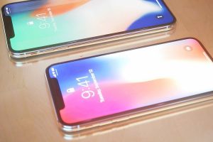 นักวิเคราะห์เผยราคา iPhone X รุ่นที่ 2 และ iPhone X Plus พบถูกลงกว่ารุ่นก่อนหน้าเยอะ!