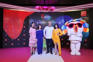 Lazada ฉลองวันเกิดครบรอบ 6 ปี จัดเต็มส่วนลดให้ช้อปเพลินในมหกรรมลดราคาช้อปปิ้งออนไลน์ 3 วันเต็ม พบกับส่วนลดสุดพิเศษสูงสุดถึง 90% ระหว่างวันที่ 25 - 27 เมษายนนี้